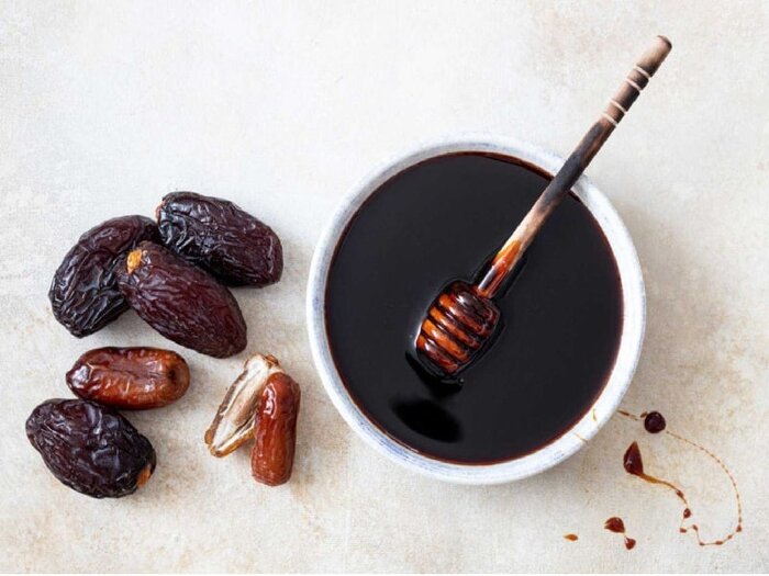 شیره خرما چکیده یک کیلویی_ غلیظ و طبیعی _ بدون شکر افزوده